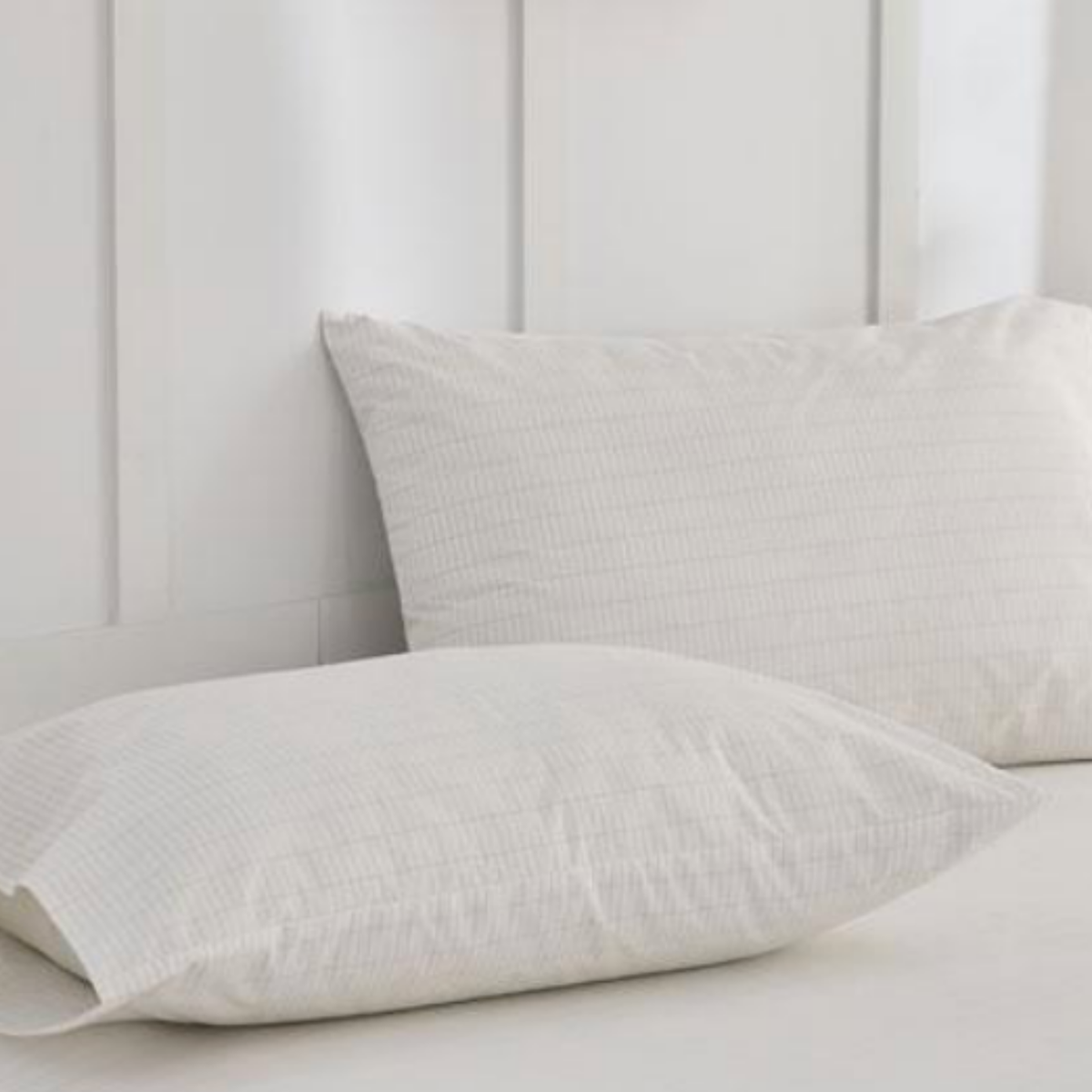 2x EARTHERA™ Grounding Pillowcases - 15% Silver